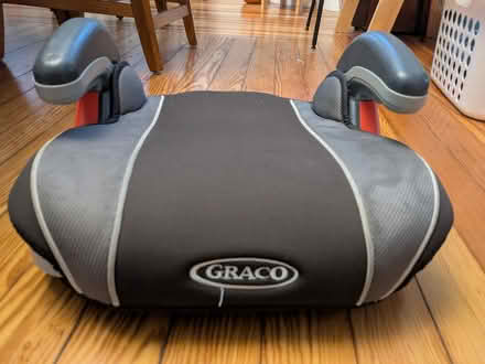Photo of free Car booster seat (East Somerville) #1