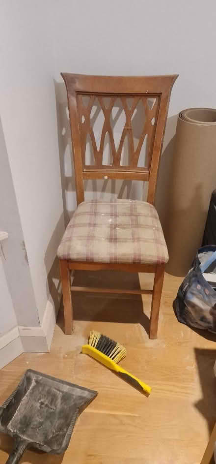 Photo of free Dining Table chairs 6 qty (Cowley OX4) #2