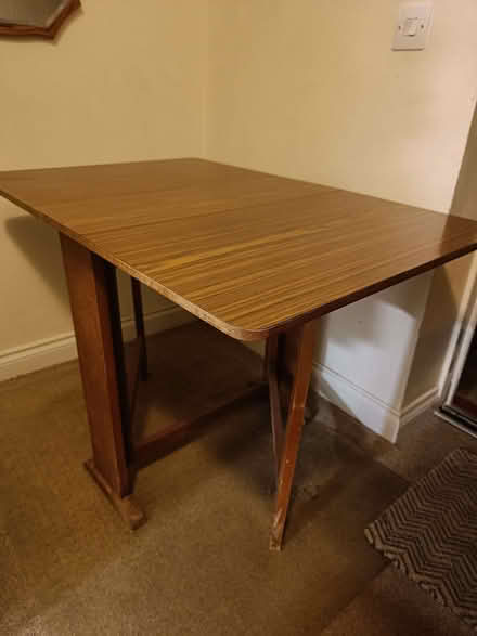 Photo of free Small drop leaf table (Abingdon-on-Thames OX14) #2