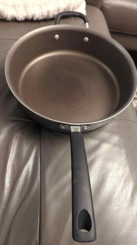 Photo of free Large pan (Thornhill) #1