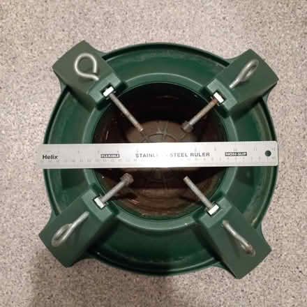 Photo of free Xmas tree stand #3 (OX1 South Oxford) #1