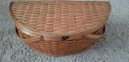 Photo of free Wooden picnic/gift basket #2