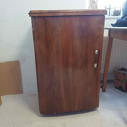 Photo of free Vintage Sew. Mach. faulty +cabinet (Leigh SS9) #2
