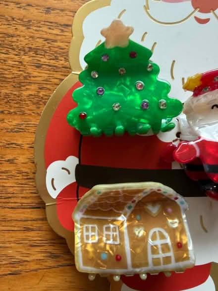 Photo of free Christmas hair clips (Five Mile Drive OX2) #2