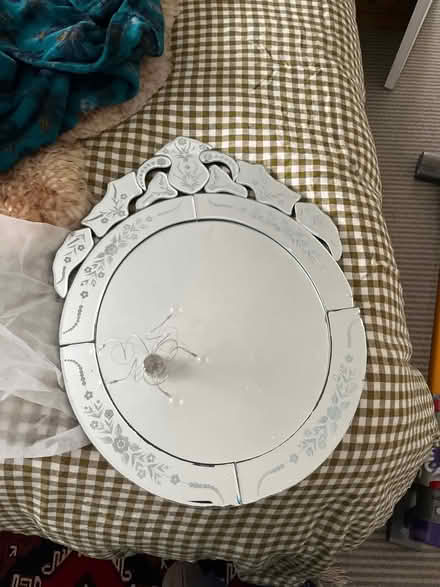 Photo of free Venetian wall mirror (Oadby LE2) #1