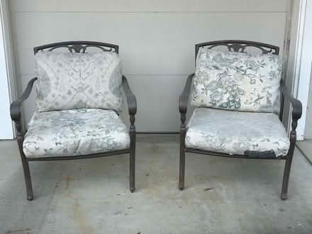 Photo of free Porch chairs (Los Gatos) #1