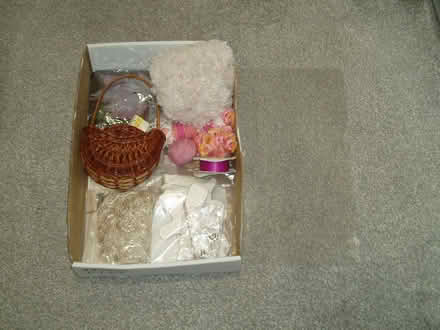 Photo of free art & crafts box (Gilmerton EH17) #1