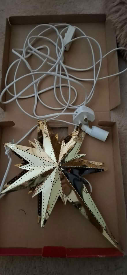 Photo of free Gold star (Malvern WR14) #1