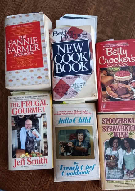 Photo of free Paperback Cookbooks (19095) #1