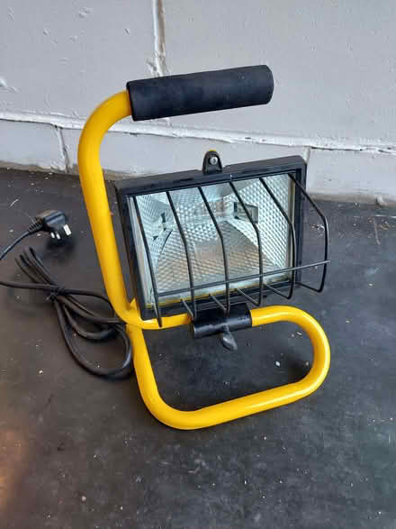 Photo of free Clark 500W Halogen Work Light (Morley Green SK9) #2