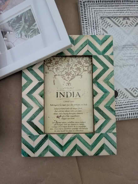 Photo of free Assorted Picture Frames (CT15) #3