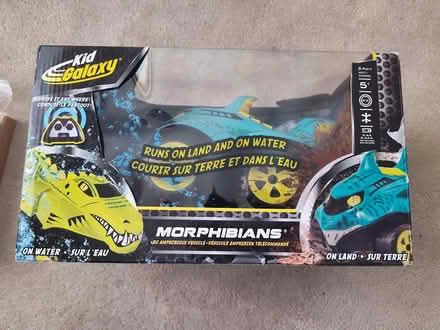 Photo of free R/C car, 3d projector, block puzzle (West Etobicoke (bloor/427)) #1