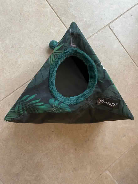 Photo of free Cat bed (Penrose) - unused (Dorking) #1