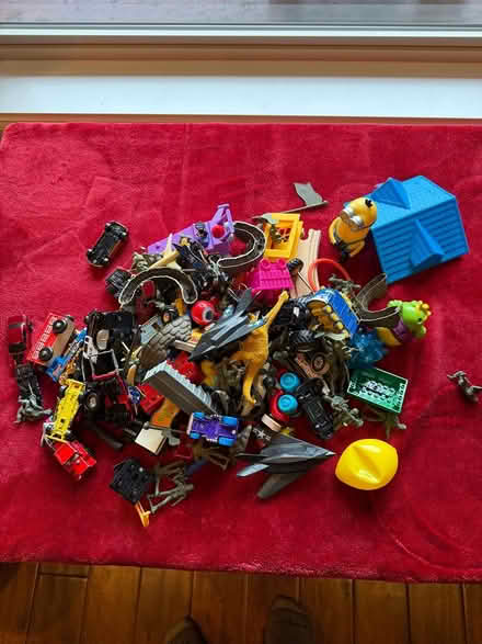 Photo of free Toys (Puyallup / Sumner area) #2