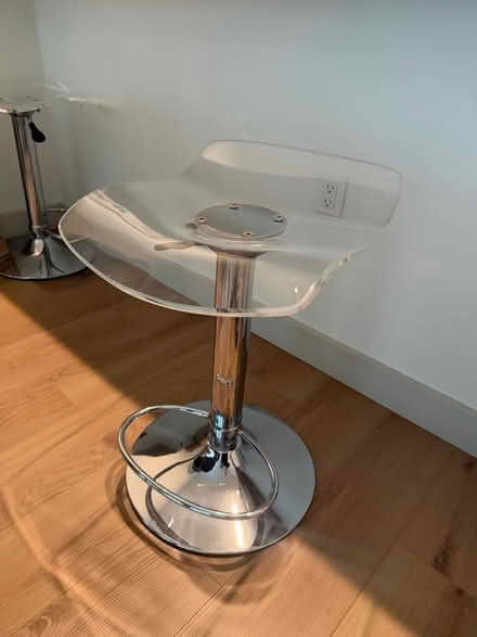 Photo of free Bose Concepts Bar stool (New Rochelle) #1