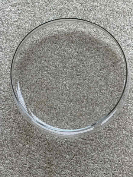 Photo of free Glass bowl (Weybridge KT13) #1