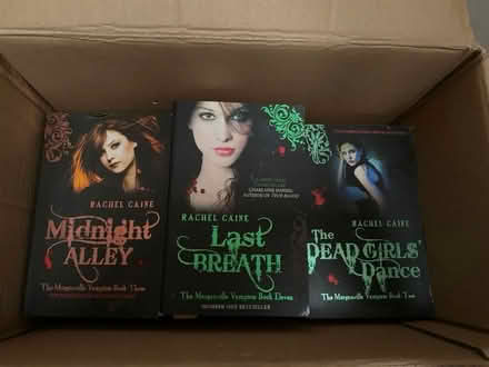 Photo of free 11 Rachel Caine book books (Epsom KT18) #1