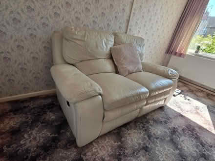 Photo of free leather sofa suite +glass desk (PE15, March) #2