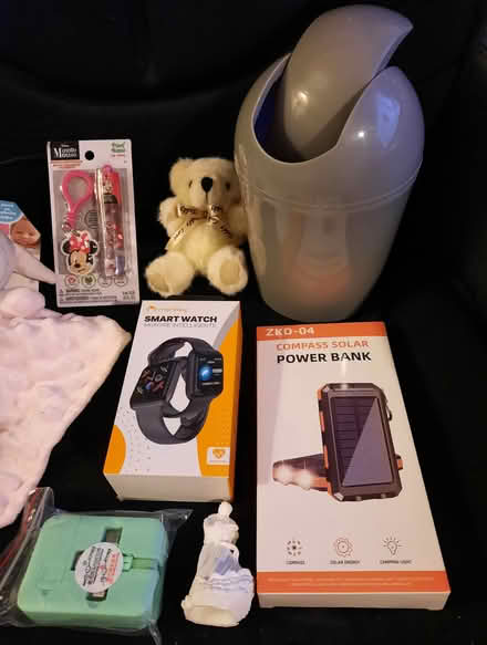 Photo of free New Smartwatch, Solar Charger, + (Hunt Club / McCarthy Rd.) #3