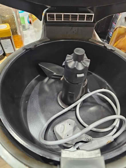 Photo of free 2in1 air fryer (East Kilbride G74) #4