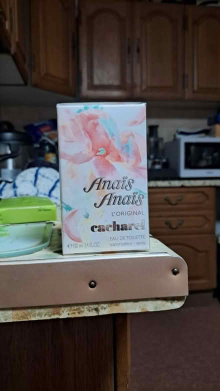 Photo of free anais anais eau de toilette (EX2) #3