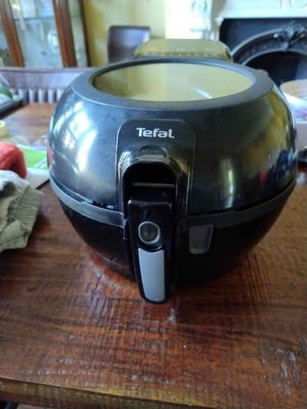 Photo of free Air fryer (Eltham SE9) #1