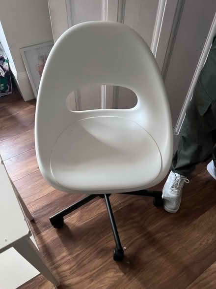 Photo of free Swivel chair (Enfield N21) #1