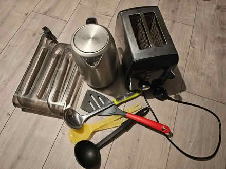Photo of free Kitchen wares (Gallowgate, G31) #2