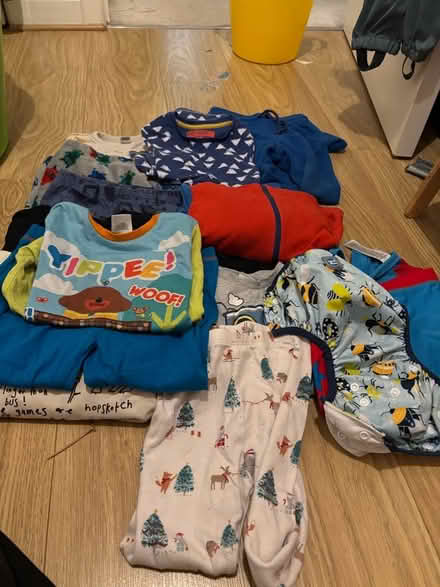 Photo of free Clothes unisex 3-4 worn but will do someone a turn (Gracemount EH16) #1