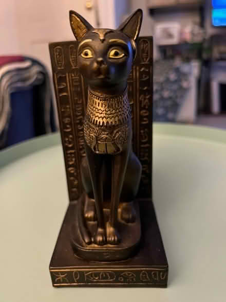 Photo of free Cat bookends (Bermondsey SE16) #2