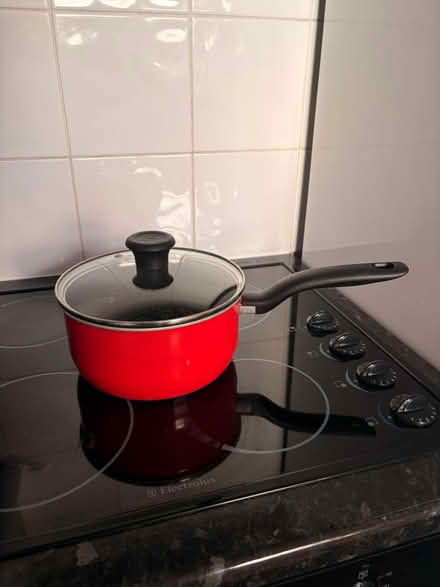Photo of free π² Red Tefal Saucepan + Glass Lid (Richmond TW9) #1