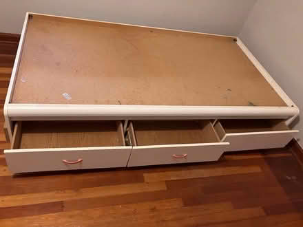 Photo of free Twin size platform bed (West side of Burlington) #1