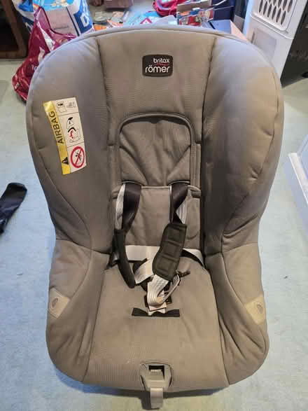 Photo of free Britax Romer Car Seat & baby inline (21 MHG SW20) #1