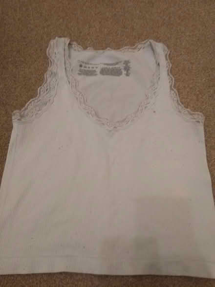 Photo of free Top (Leighton buzzard LU7) #1