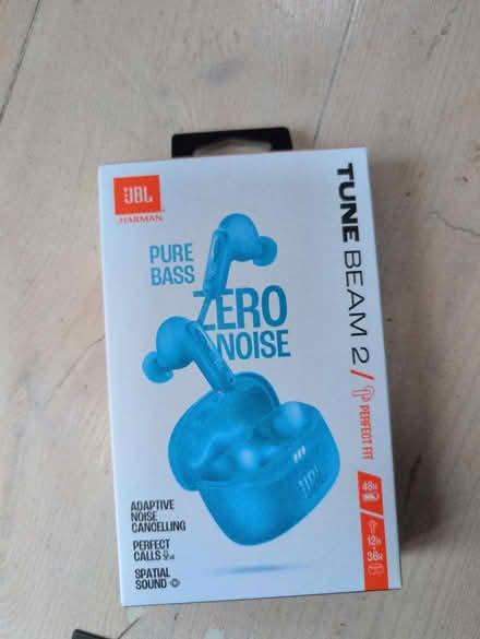 Photo of Empty Box for JBL earbuds (Bear Flat, Bath BA24) #2