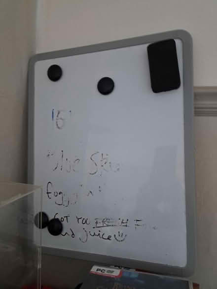 Photo of free Mini whiteboard (Southport PR8) #1