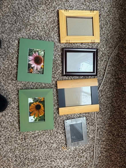 Photo of free Picture frames (Vernon Hills) #1