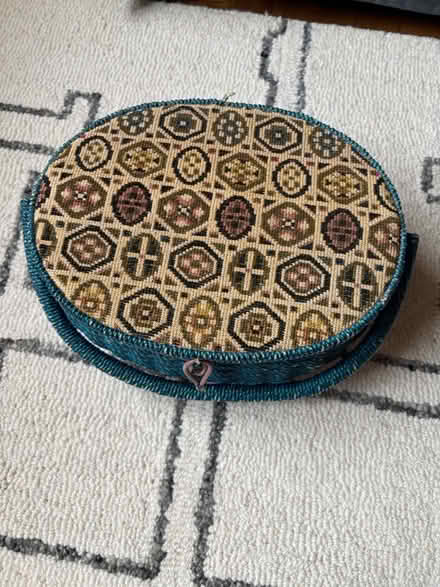 Photo of free Vintage Sewing Kit Basket (Rego Park) #4