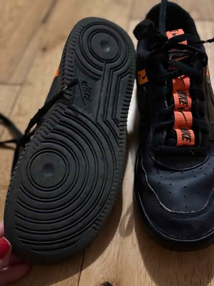 Photo of free Black Nike trainers (ME10) #4