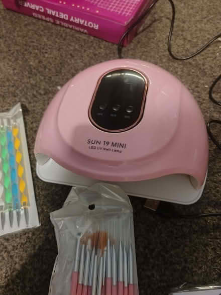 Photo of free False nails set up kit . (Gorgie EH11) #1