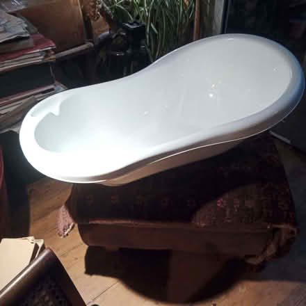 Photo of free Babybath (Charlbury OX7) #1