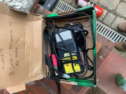 Photo of free Vehicle battery charger (Chelmsford CM2) #2