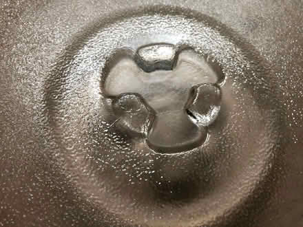 Photo of free MF Microwave turn plate/dish 270mm (Earlham NR5) #3