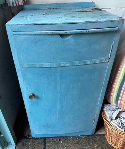 Photo of free Small cupboard (Oldfield Park) #1