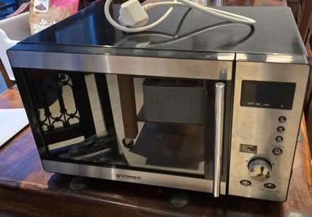 Photo of free Daewoo KOR-2000 Microwave 900W (South Ruislip) #1
