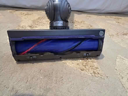 Photo of free Dyson v7 (Ha2 8pw) #4
