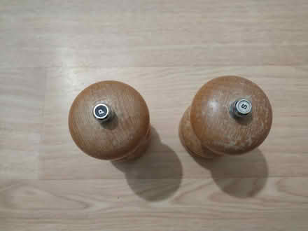Photo of free Salt and pepper mills (islington N1) #2
