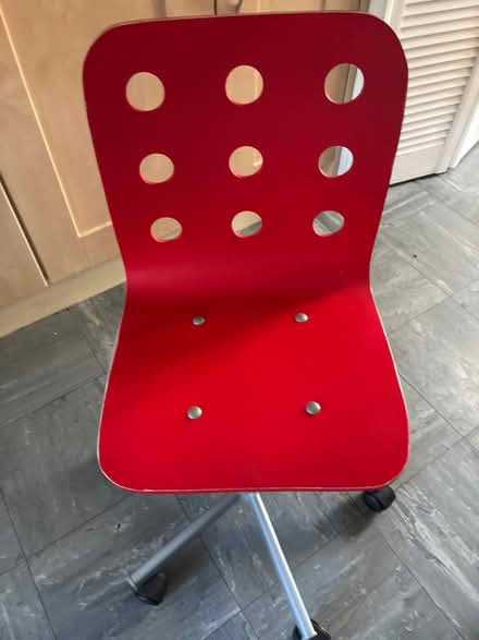 Photo of free Kids desk chair (Welwyn garden city) #1