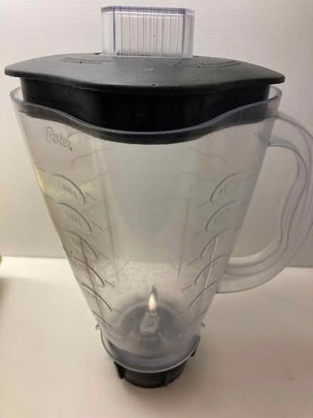 Photo of free blender with two pitchers (Spring Hill, Somerville) #3