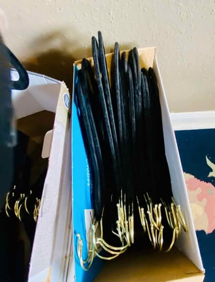 Photo of free Mostly NEW coat hangers 1 boxe (SW) #3